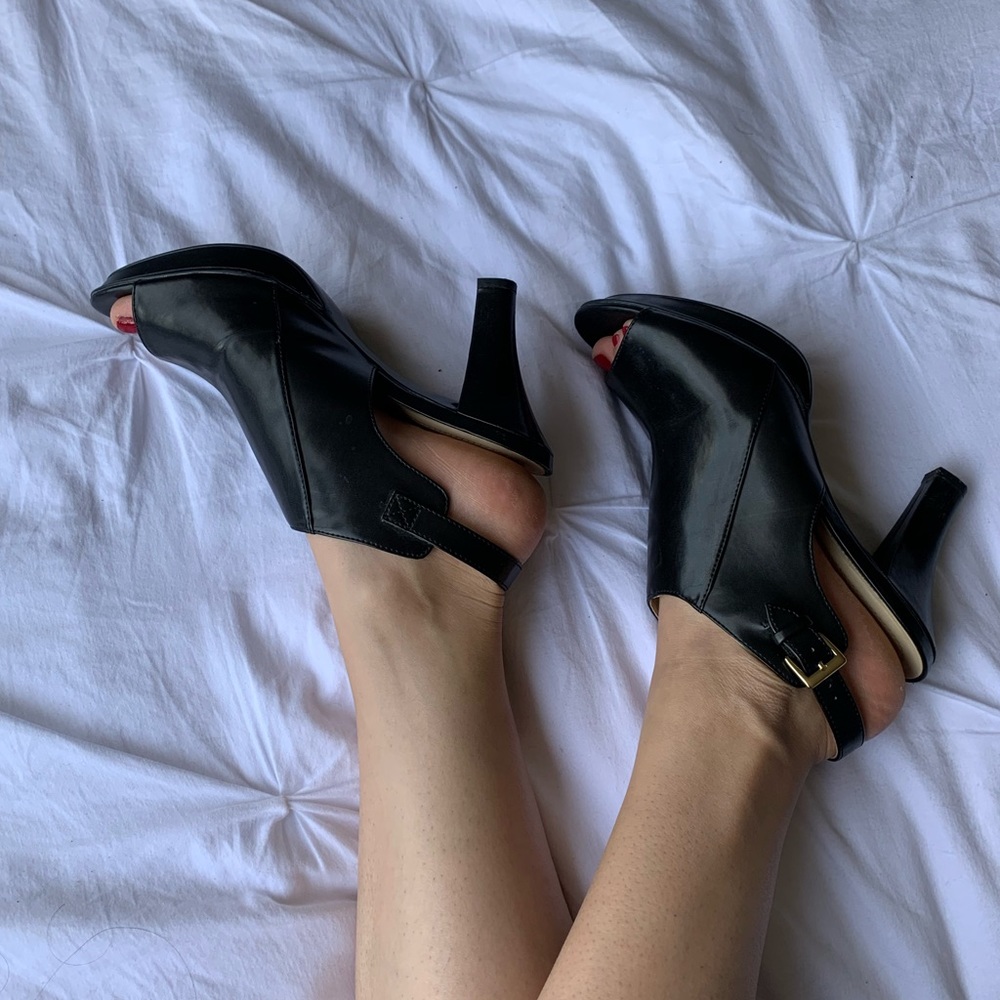 Naturalized 5N Comfort Heels! SZ: 9